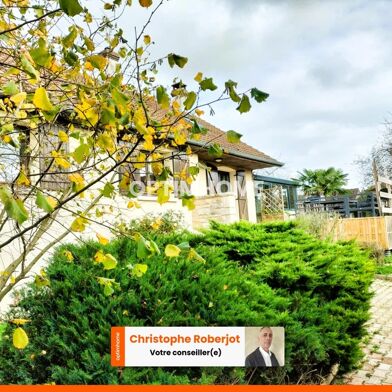 Maison 10 pièces 320000 €