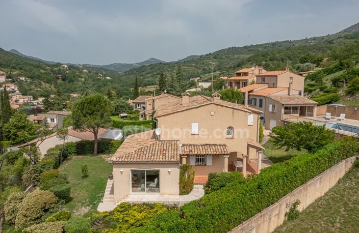 A VENDRE, Superbe maison familiale de 178m² avec piscine, vue panoramique et grands espaces – Digne-les-Bains — photo 3