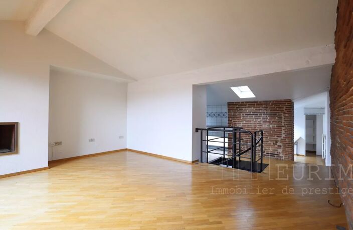 Carmes Dalbade - T4 en Duplex avec terrasse — photo 4