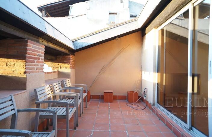 Carmes Dalbade - T4 en Duplex avec terrasse — photo 5