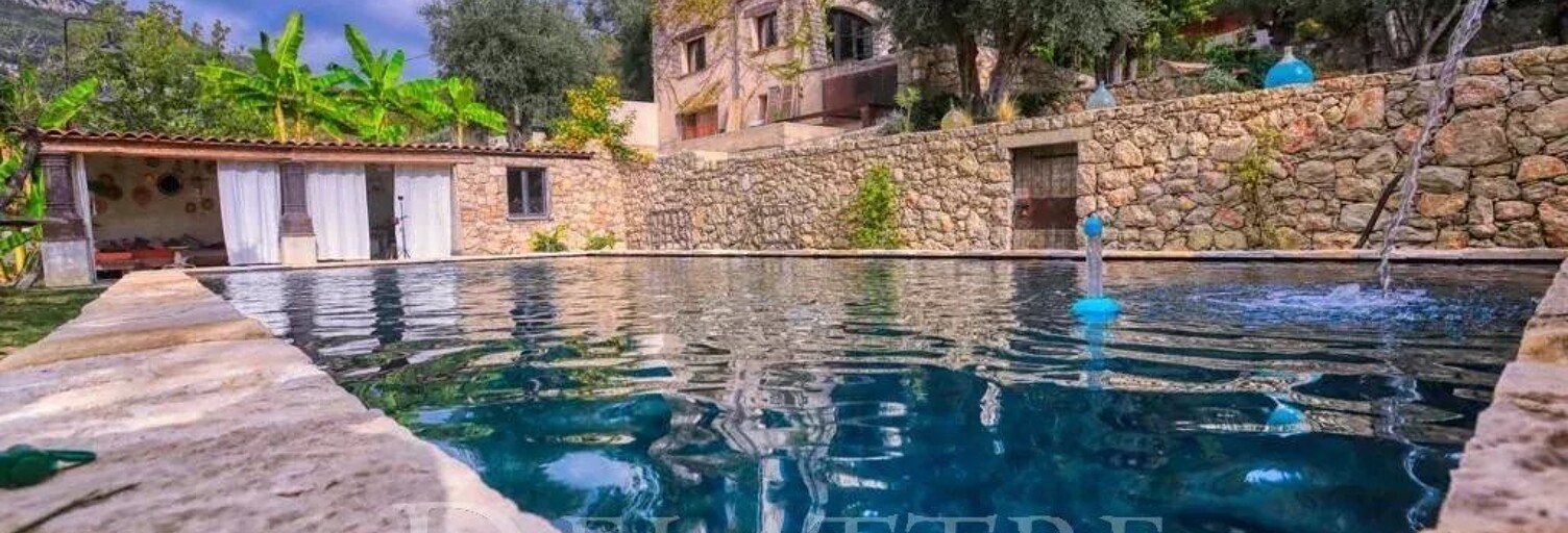 Maison 10 Pièces 230 m² à vendre à Grasse (06520)