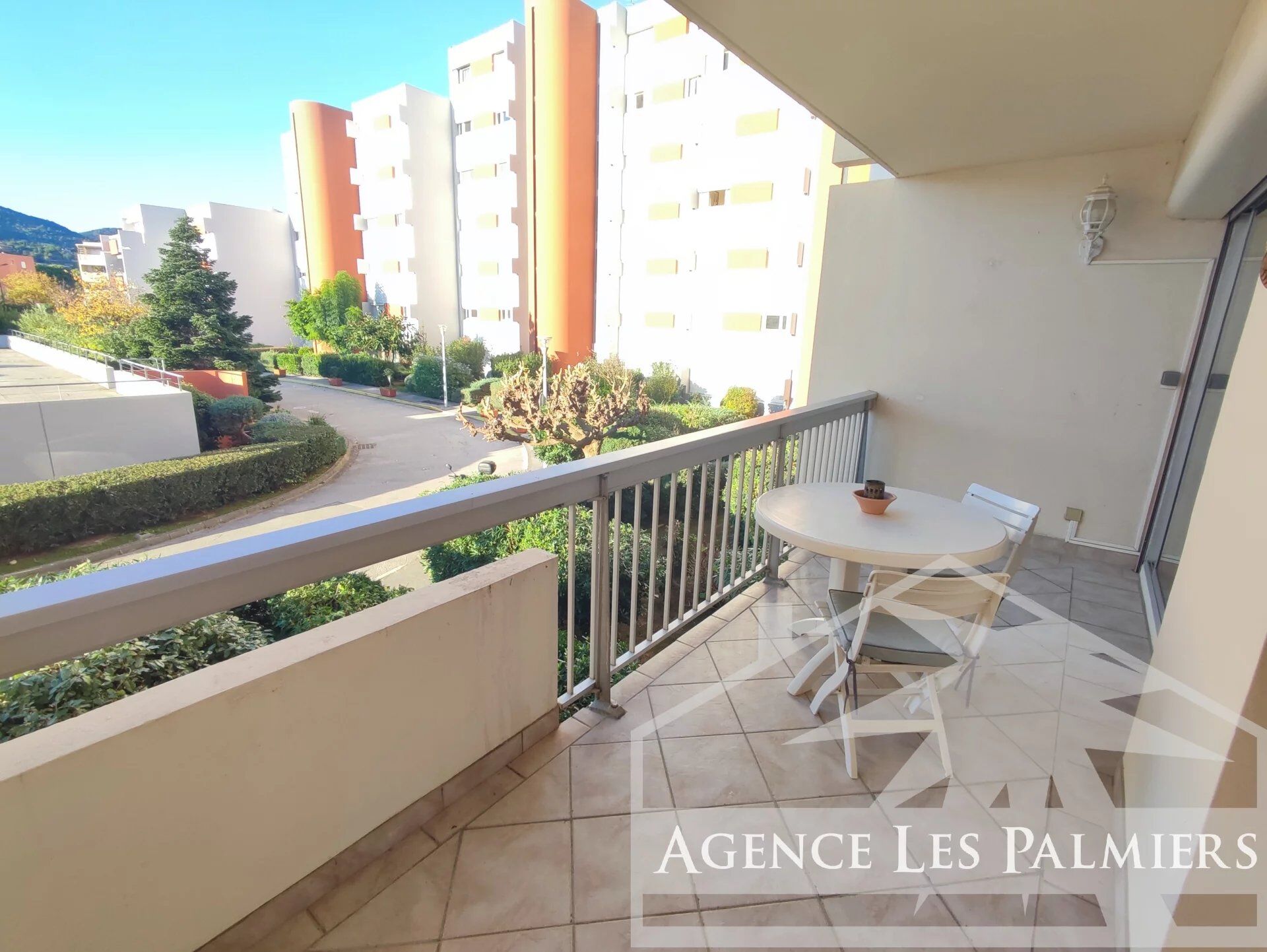 Appartement  T1 à vendre Lavandou (Le) 83980