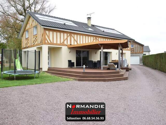 Charmante maison style colombage au cachet unique. — photo du bien
