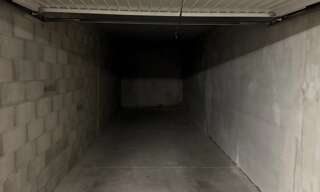 Garage  40 m² à louer à Marseille 5 (13005)