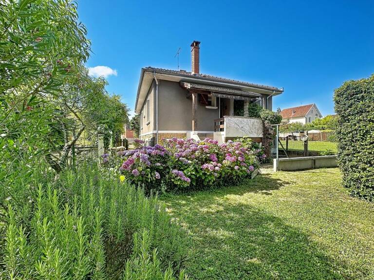 Maison À Vendre — photo 1