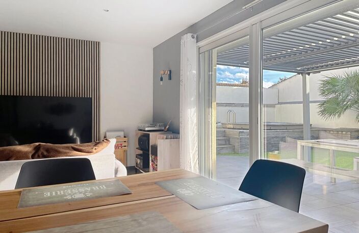 MAISON RECENTE A VILLEDOUX — photo 3