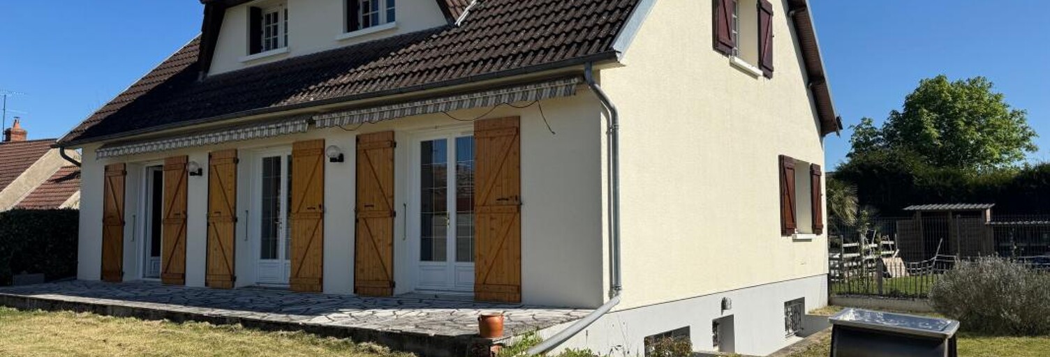 Maison 5 Pièces 150 m² à vendre à Saint-Hilaire-Saint-Mesmin (45160)