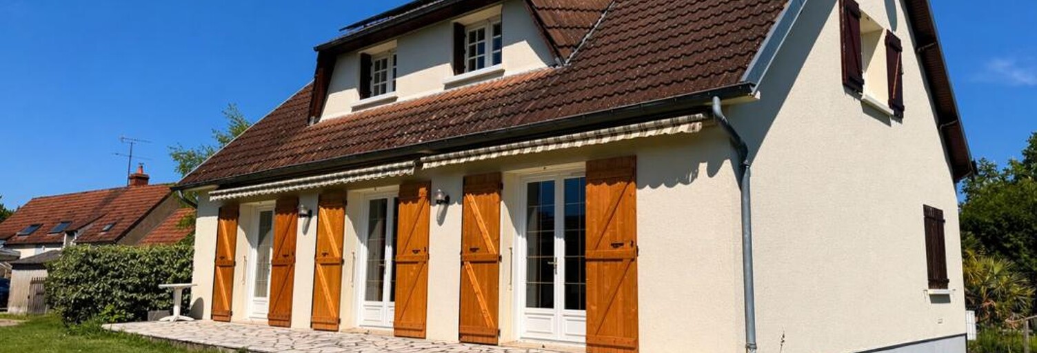 Maison 5 Pièces 150 m² à vendre à Saint-Hilaire-Saint-Mesmin (45160)
