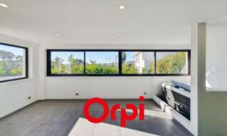 Appartement 4 Pièces 137 m² à louer à Sanary-sur-Mer (83110)