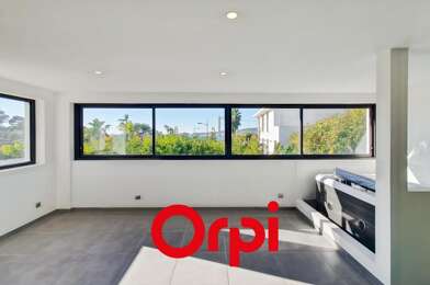 Appartement 4 pièces 2240 €