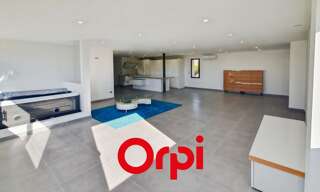 Appartement 4 Pièces 137 m² à louer à Sanary-sur-Mer (83110)