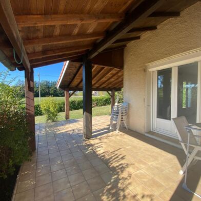 Maison 4 pièces 832 €