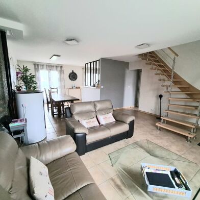 Maison 5 pièces 286200 €