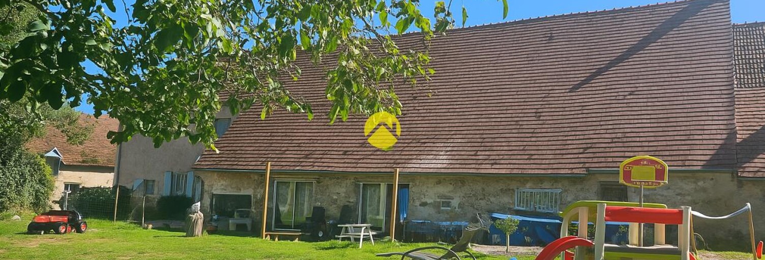 Maison 8 Pièces 235 m² à vendre à Bizeneuille (03170)