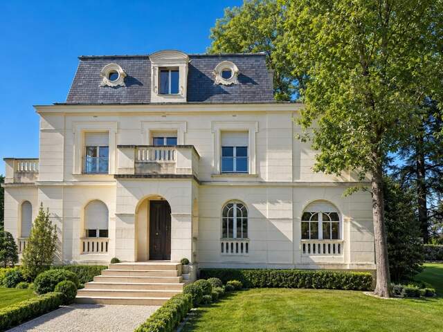 Dpt Hauts de Seine (92), à vendre VAUCRESSON maison P10  - Terrain de 1 330,00 m² — photo du bien
