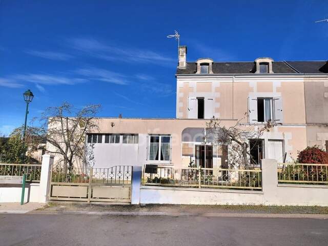 Maison 5 pièces 128 m2 LATHUS SAINT REMY (86) — photo du bien