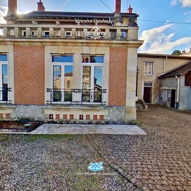 Maison 10 pièces 298000 €