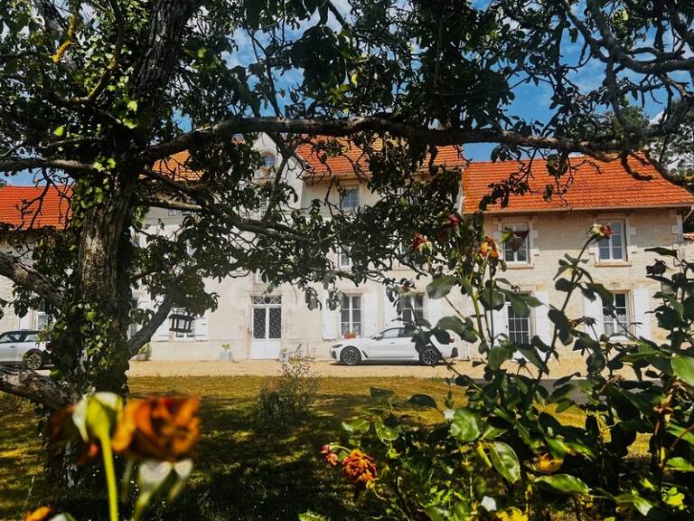 Propriété de 3 maisons dans un cadre bucolique avec plus de 3 hectares - à 20min de LA ROCHELLE — photo 1