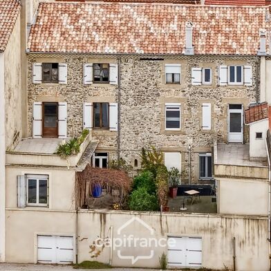 Maison 15 pièces 220000 €