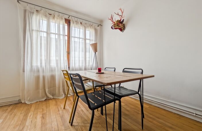 Dpt Haute Savoie (74), à vendre EVIAN-LES-BAINS Appartement T3 de 78 m² au centre ville — photo 4