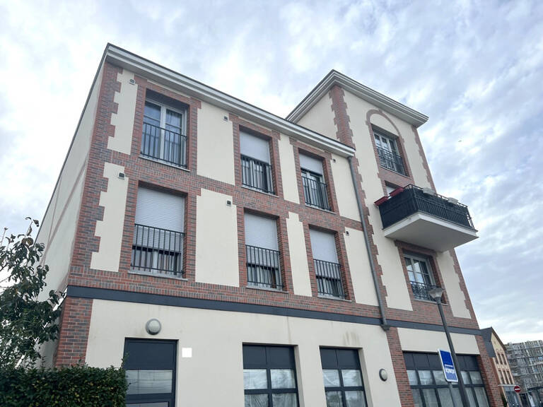 Dpt Val d'Oise (95), à vendre DOMONT appartement T4 avec parking — photo 1
