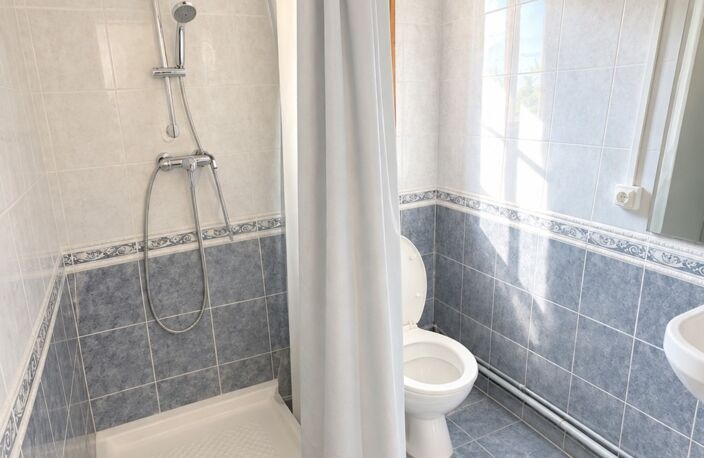 Maison à vendre 5 pièces LA GUERCHE SUR L'AUBOIS (18) — photo 5