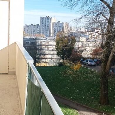 Appartement 3 pièces 645 €