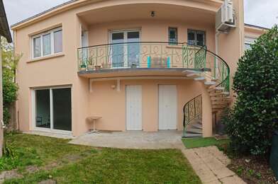 Maison 3 pièces 865 €