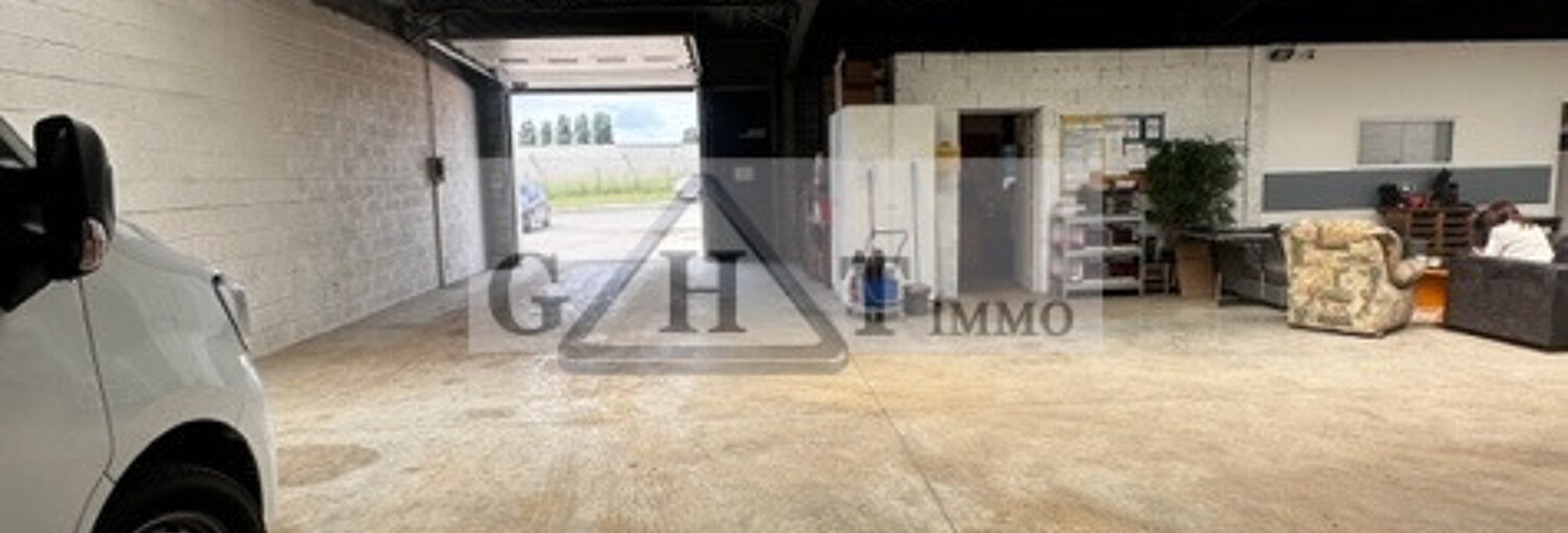 Local industriel  350 m² à vendre à Vaux-le-Pénil (77000)