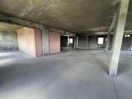 BUREAU DE 414m² — photo 3