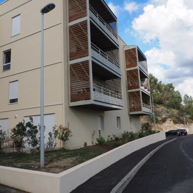 Appartement 3 pièces 697 €