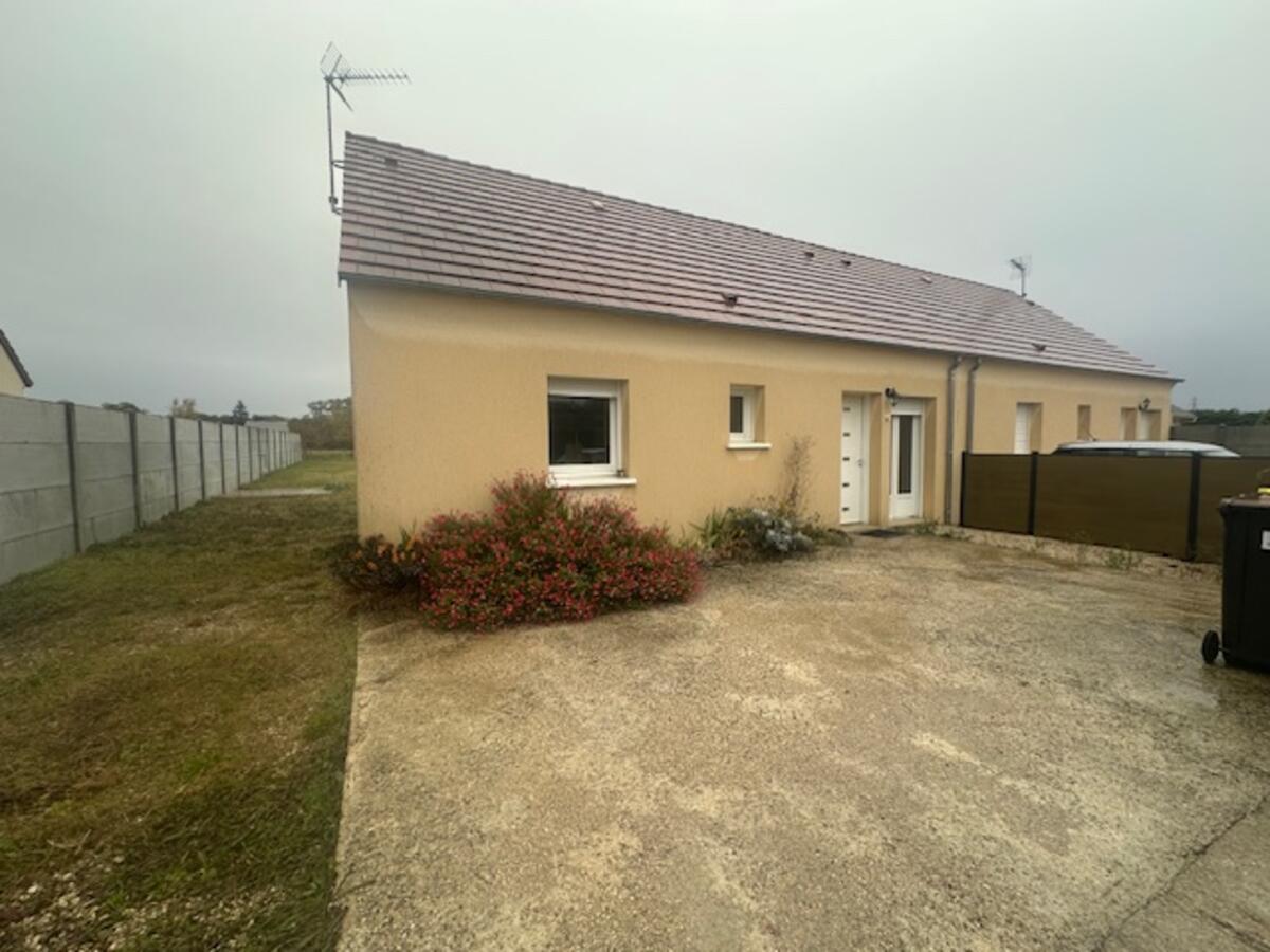 Villa / Maison  T3 à vendre Prasville 28150