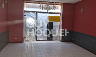 Commerce  57 m² à louer à Bordeaux (33100)