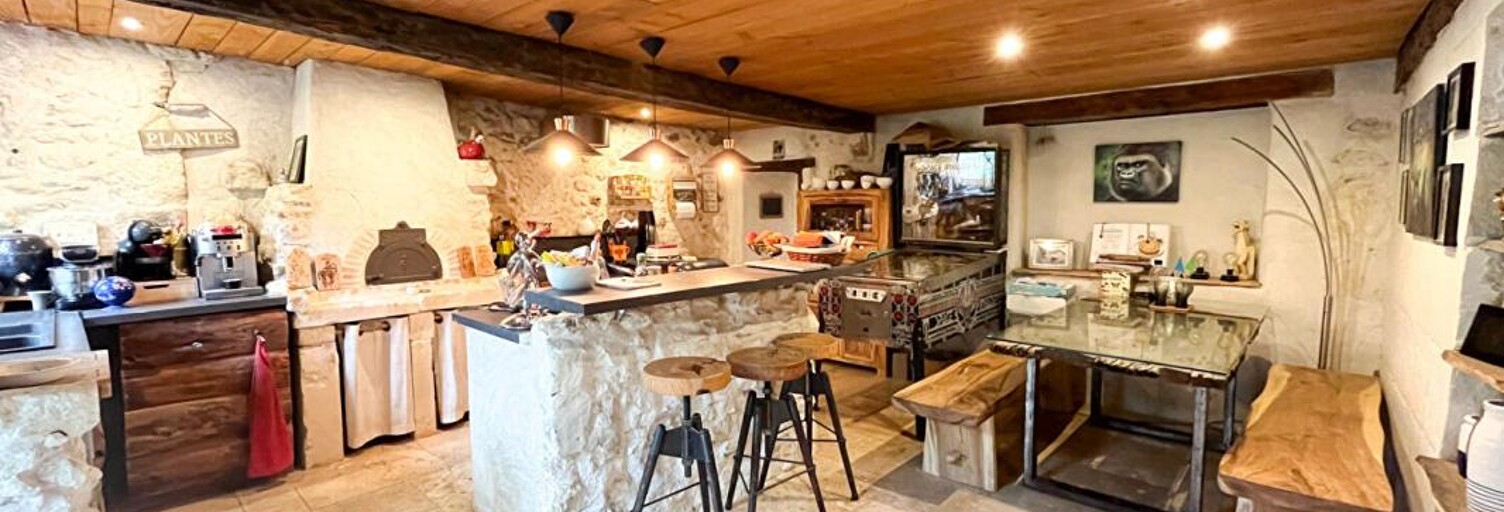 Maison 12 Pièces 260 m² à vendre à Nouans-les-Fontaines (37460)