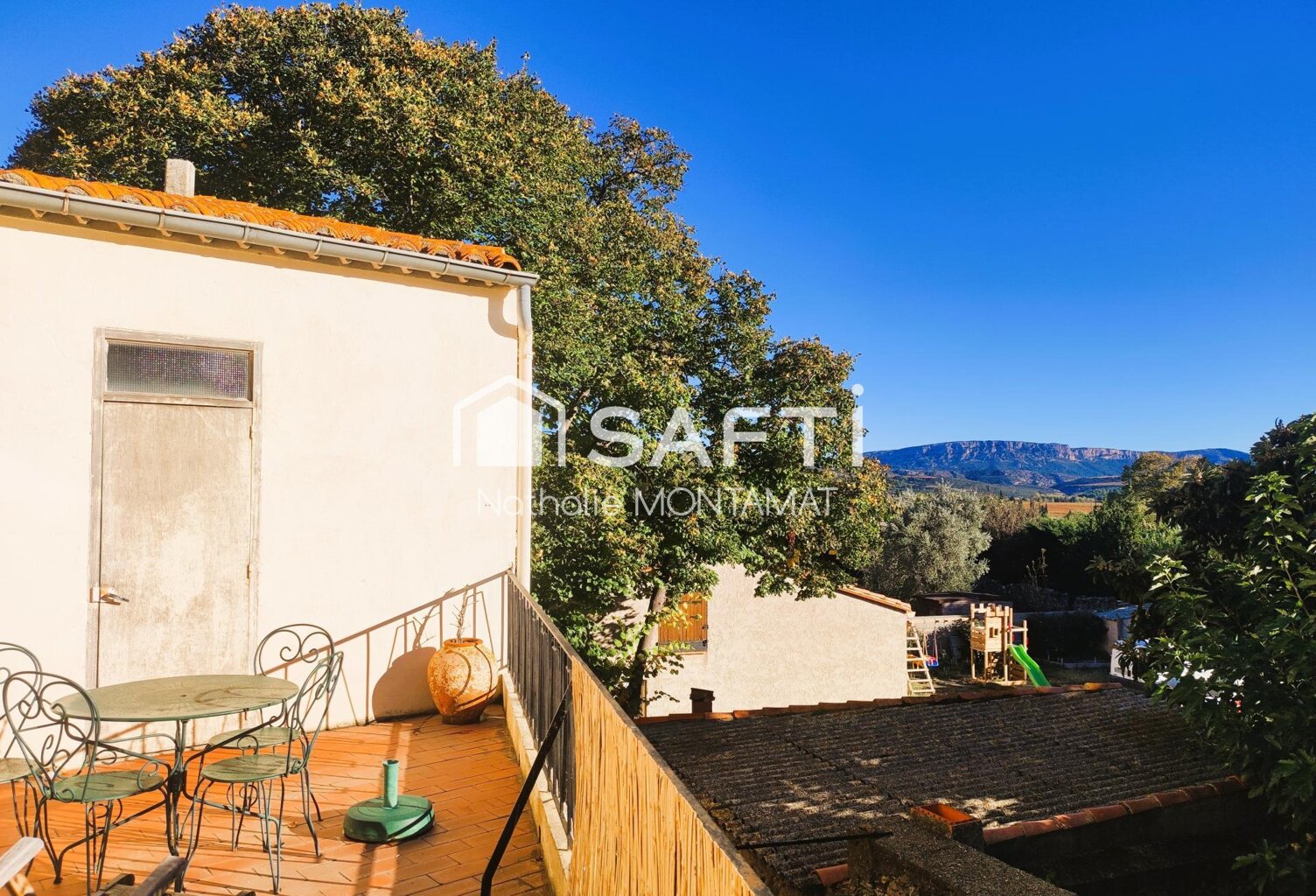 Charmante Maison de ville en 2 Faces, T6, Terrasse — photo 1