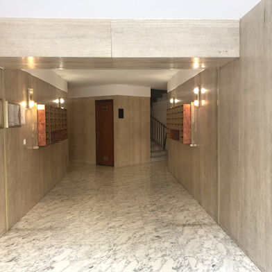 Appartement 2 pièces 903 €