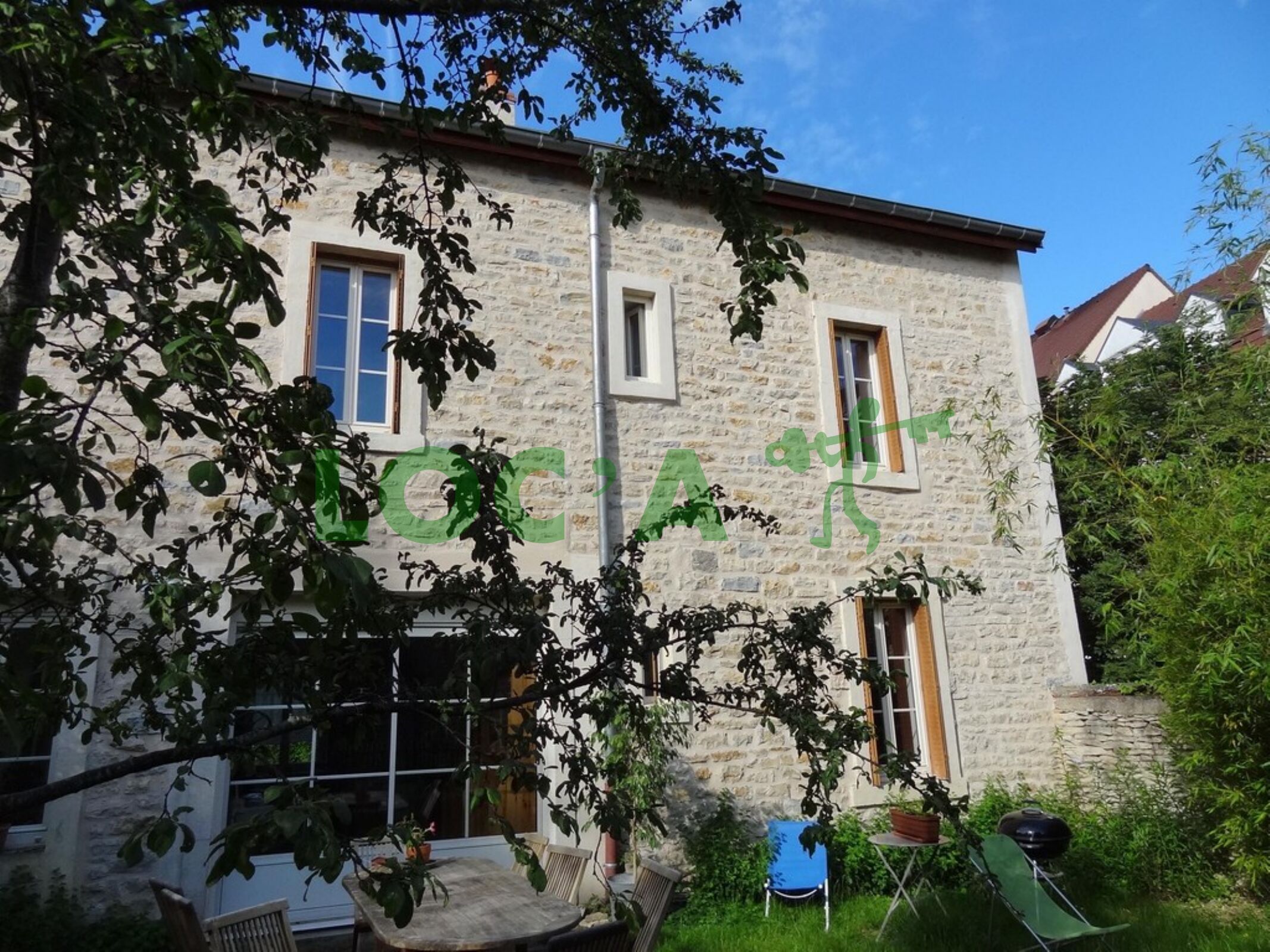 Location Maison 151 m² à Dijon 1 581 ¤ CC /mois