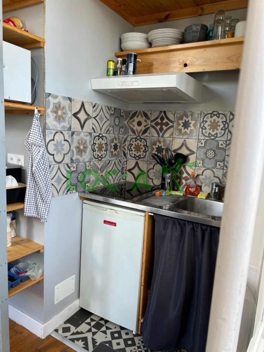 Location Studio 13 m² à Dijon 566 ¤ CC /mois