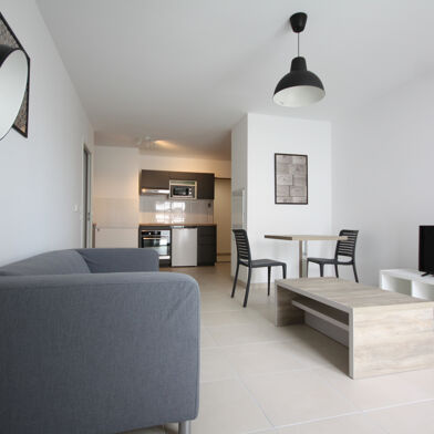 Appartement 2 pièces 941 €