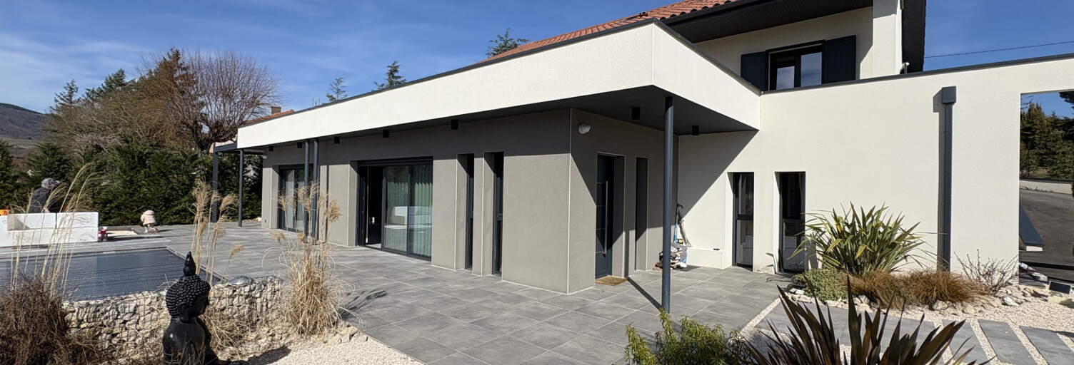 Maison 6 Pièces 214 m² à vendre à Ternand (69620)