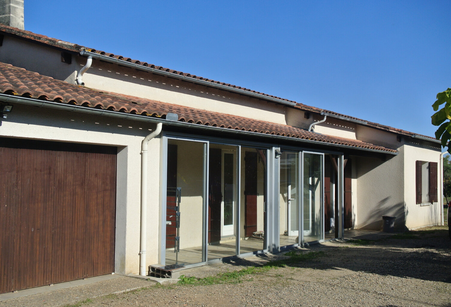 À VENDRE   MAISON DE PLAIN-PIED AVEC GARAGE ET TERRAIN CONST — photo 1