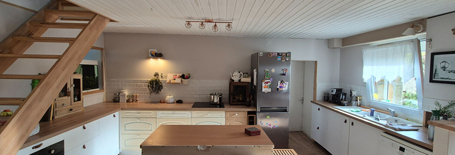 Maison 6 Pièces 133 m² à vendre à Bazoges-en-Paillers (85130)