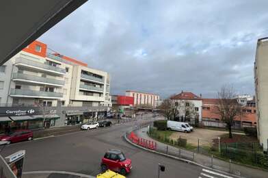 Appartement 3 pièces 840 €