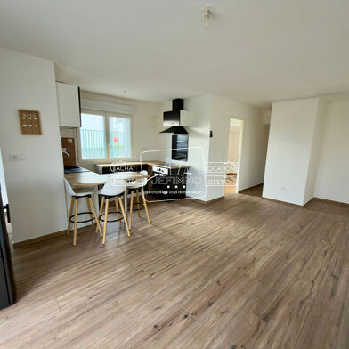 Maison 3 pièces 730 €