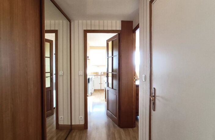 APPARTEMENT T3 AVEC BALCON POITIERS — photo 2