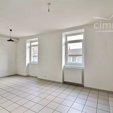Appartement 4 pièces 525 €