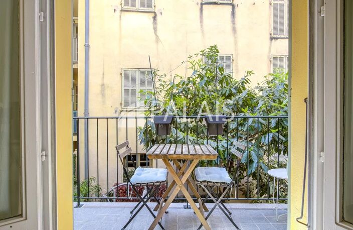 Studio  balcon et ascenseur Vieux Nice — photo 2