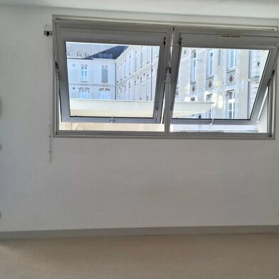 Appartement 2 pièces 155700 €