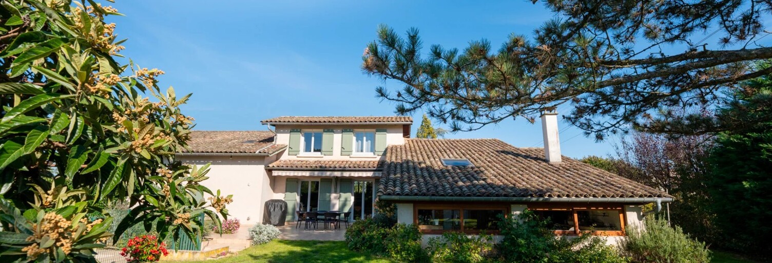 Maison 8 Pièces 243 m² à vendre à Saint-Lager (69220)