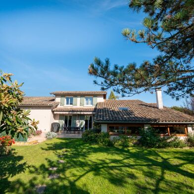 Maison 8 pièces 649000 €